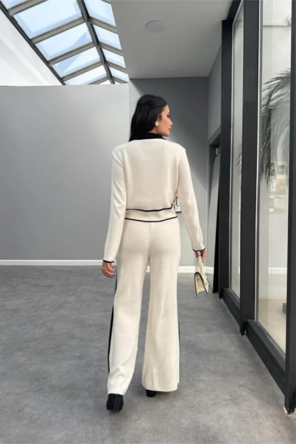 Cream Buttoned Two Piece Knitwear Set - Image 2