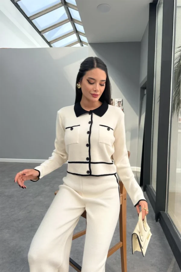 Cream Buttoned Two Piece Knitwear Set - Image 3