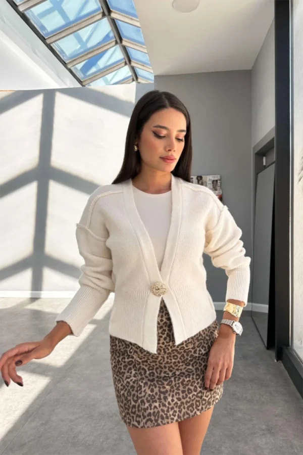 Reverse Seam Cream Color Single Button Cardigan